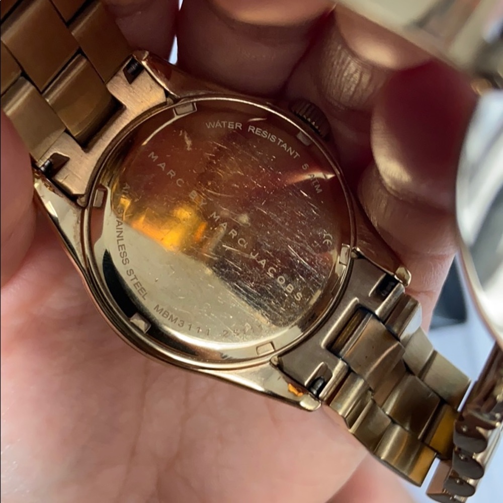Authentic Marc Jacobs Watch - Picture 5 of 7